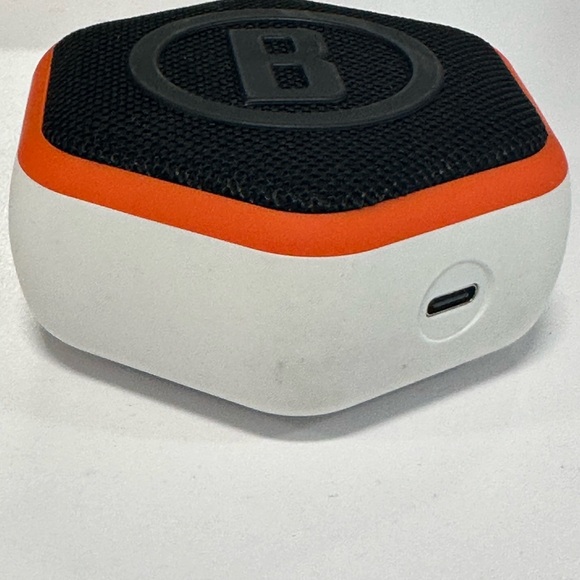 Bushnell - Wingman Mini 4" Golf GPS Bluetooth
Speaker - Orange/White - Picture 8 of 8